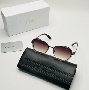 عینک افتابی زنانه دیور/Dior مدل 2583